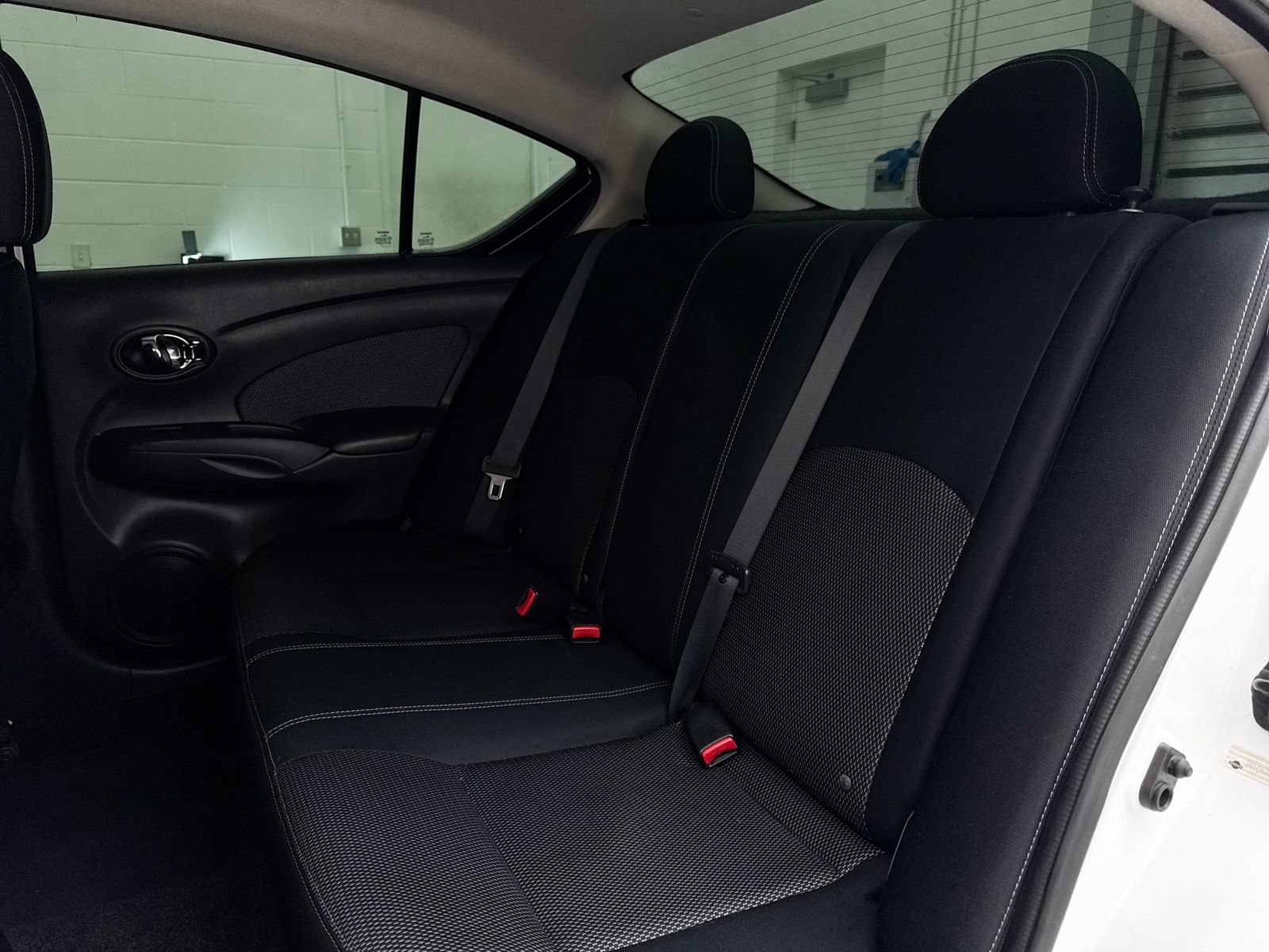 Used 2014 Nissan Versa SV FWD image 20