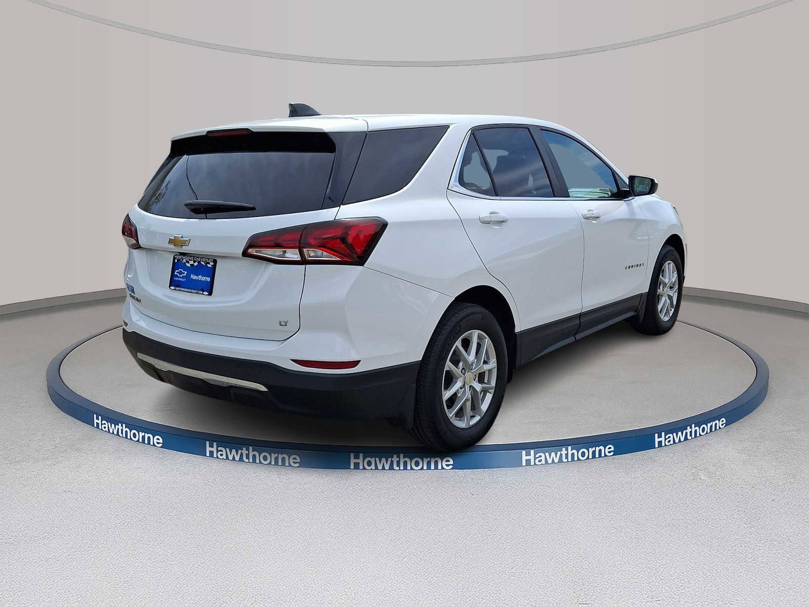 Certified 2023 Chevrolet Equinox LT w/ LPO, Floor Liner Package FWD image 3