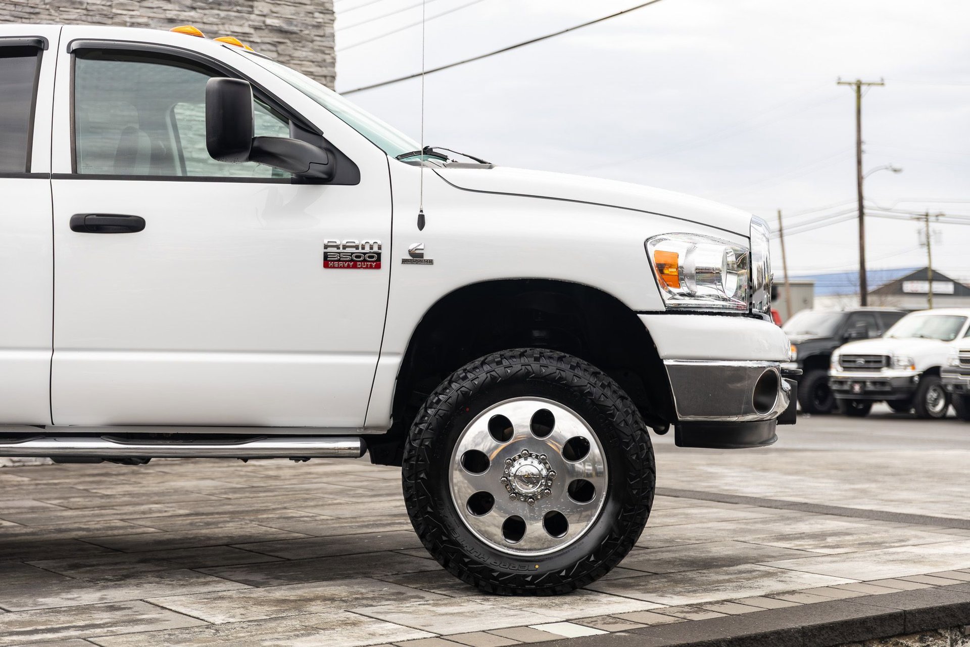 Used 2007 Dodge Ram 3500 Truck SLT image 10
