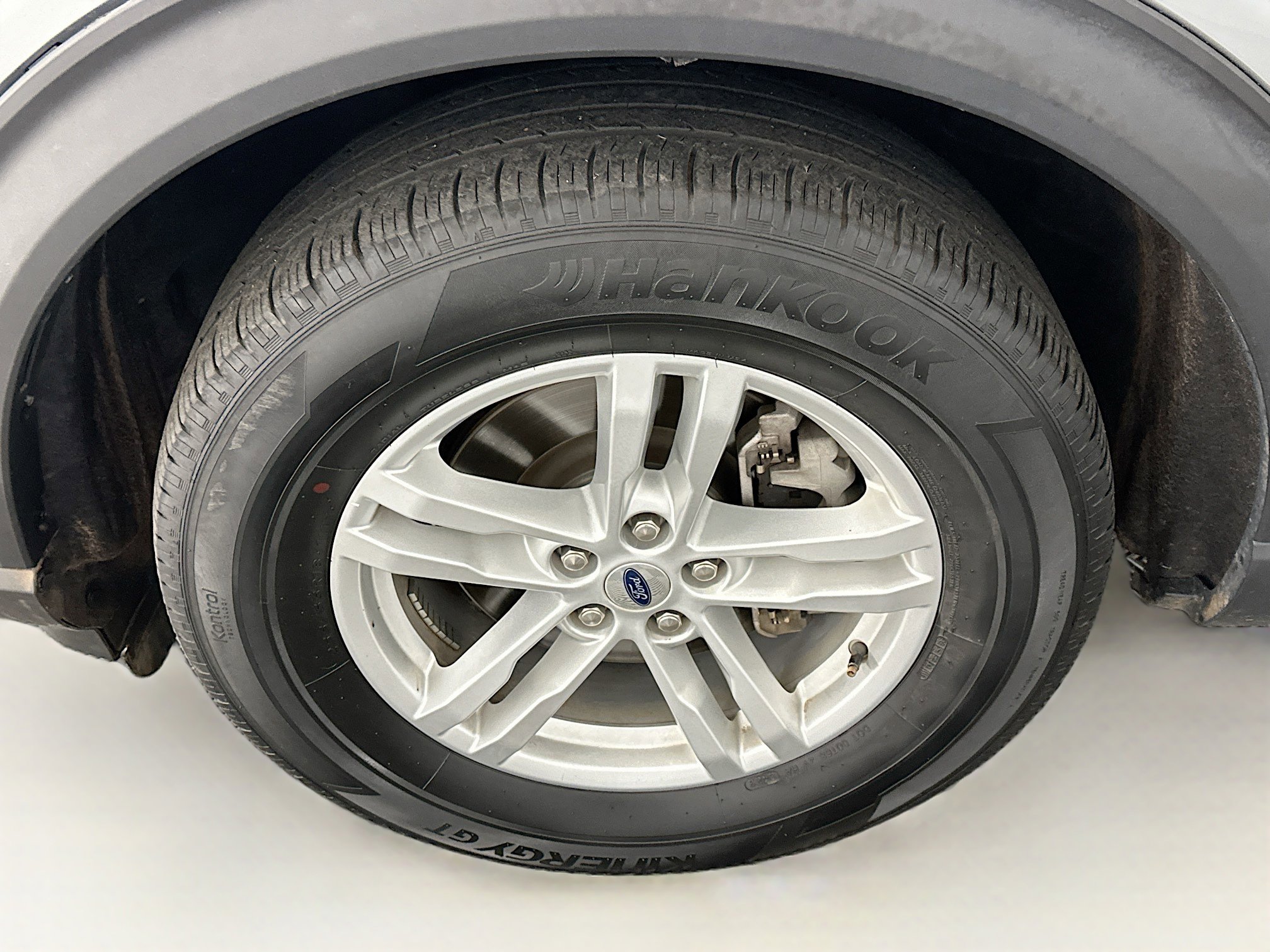 Used 2023 Ford Explorer XLT w/ Equipment Group 202A image 11