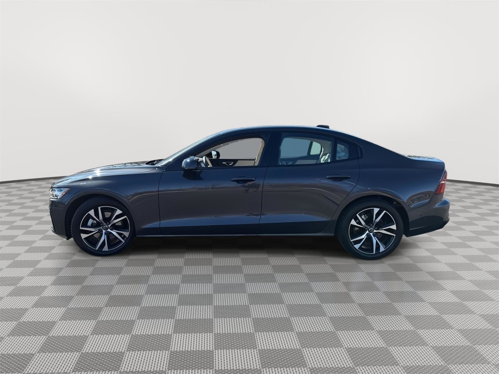Used 2024 Volvo S60 B5 Plus w/ Climate Package image 6