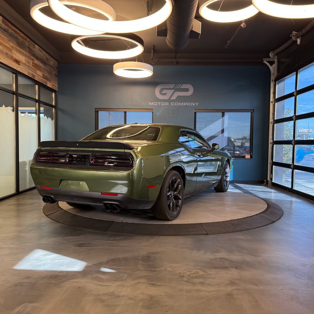 Used 2021 Dodge Challenger SXT w/ Blacktop Package RWD image 3