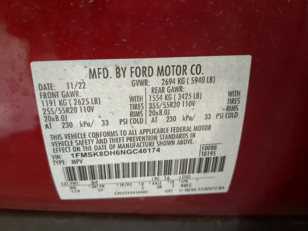 Used 2022 Ford Explorer XLT w/ Equipment Group 202A AWD/4WD image 16