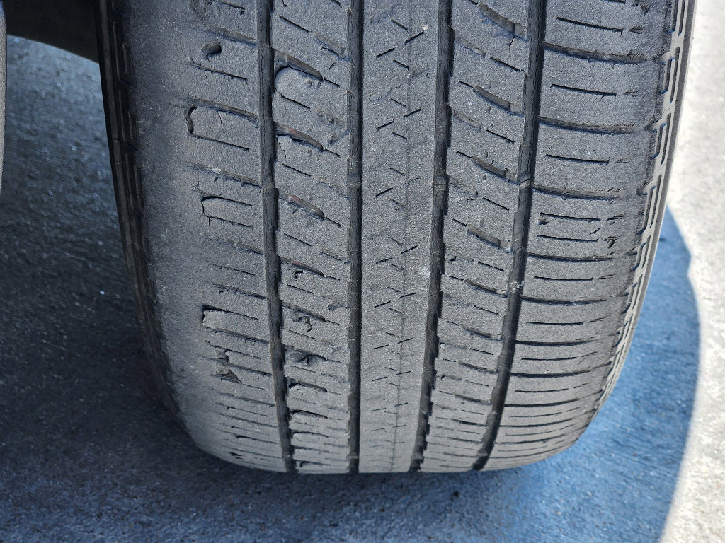 Used 2021 Toyota Venza Limited image 10