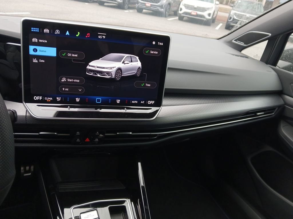 New 2026 Volkswagen Golf 2.0T image 17