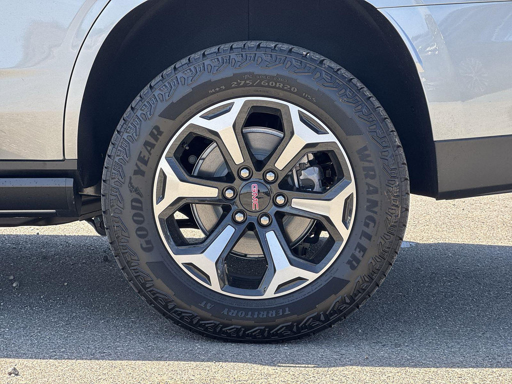 New 2026 GMC Yukon AT4 w/ AT4 Premium Package AWD/4WD image 31