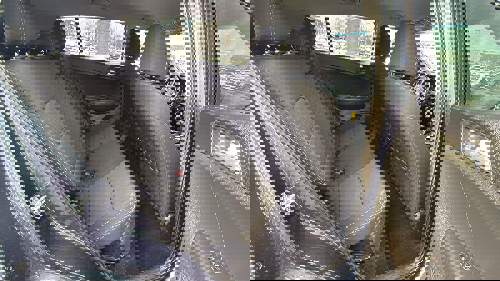 Used 2022 Kia Sportage LX image 20