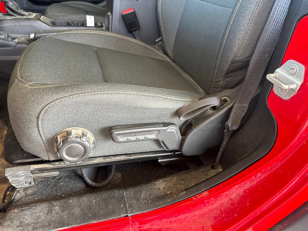 Used 2024 Jeep Wrangler Sport AWD/4WD image 8
