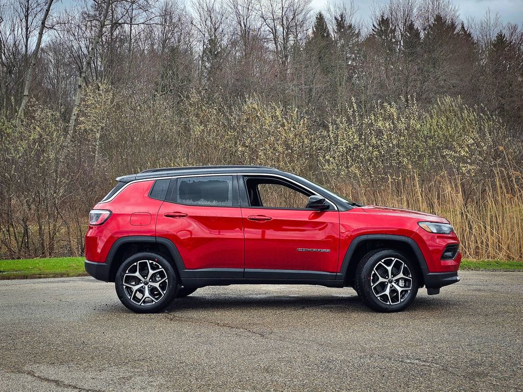 New 2026 Jeep Compass Limited image 2