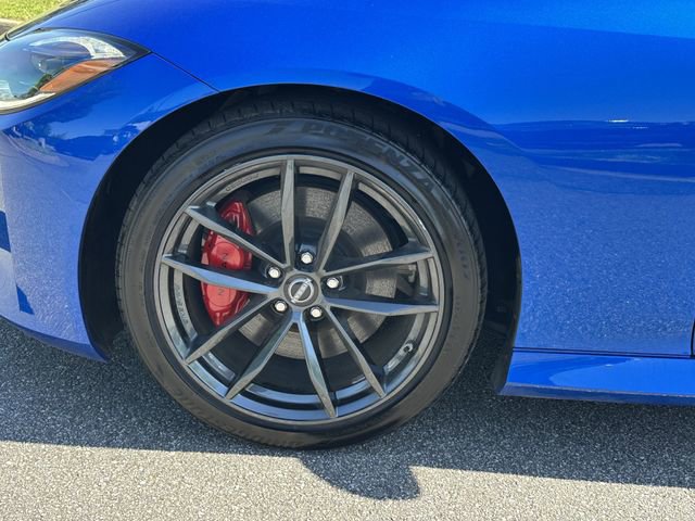 Certified 2024 Nissan Z Performance w/ Floor Mat Package RWD image 13