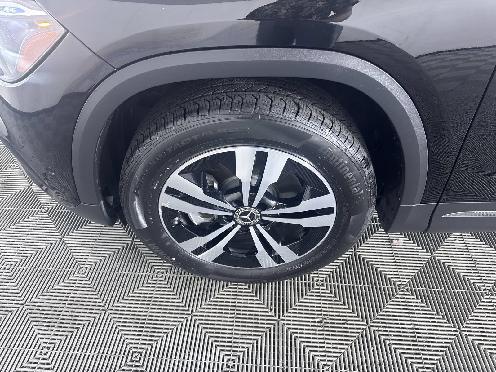 Used 2025 Mercedes-Benz GLA 250 4MATIC image 25