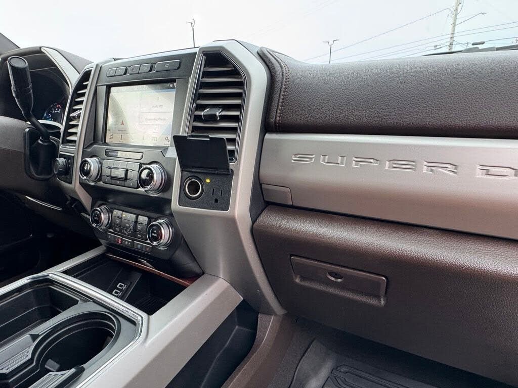 Used 2019 Ford F250 King Ranch w/ Chrome Package image 34