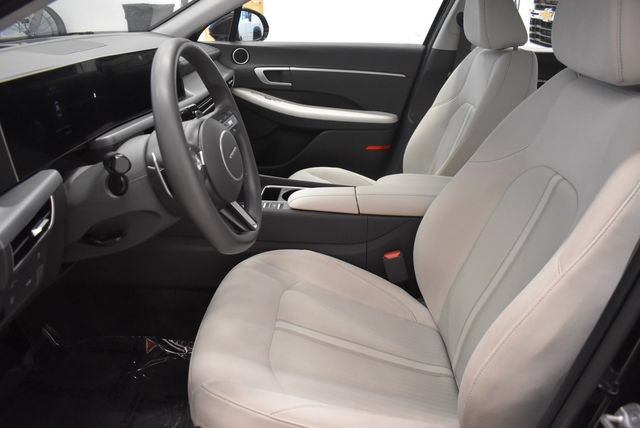 Used 2025 Hyundai Sonata SEL FWD image 22