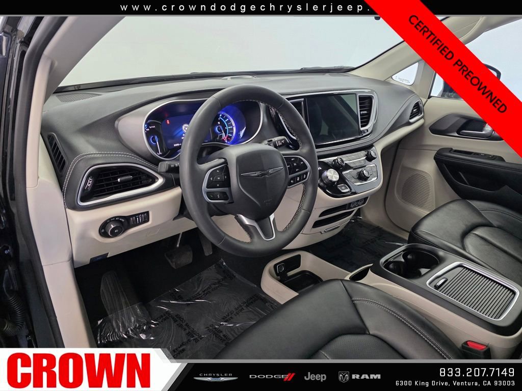 Certified 2024 Chrysler Pacifica Select image 25
