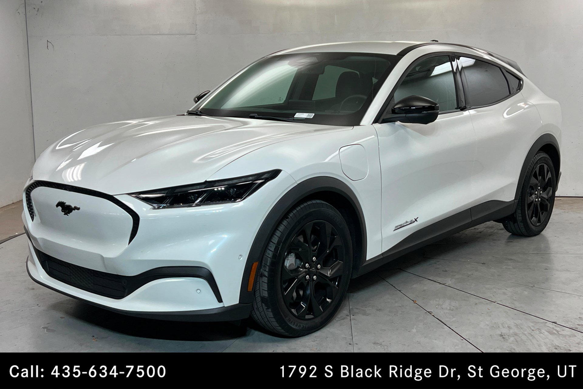 Used 2024 Ford Mustang Mach-E Select w/ Comfort Package Lite image 1