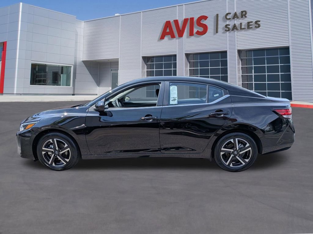 Used 2025 Nissan Sentra SV FWD image 9