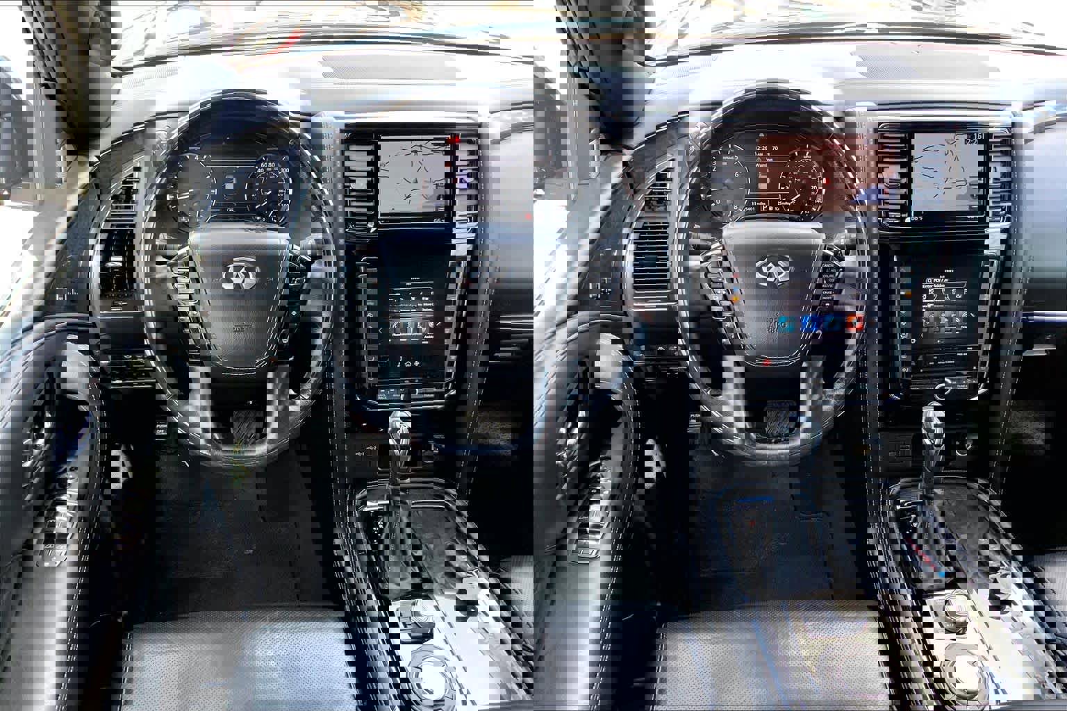 Used 2021 INFINITI QX80 Sensory w/ Cargo Package image 6