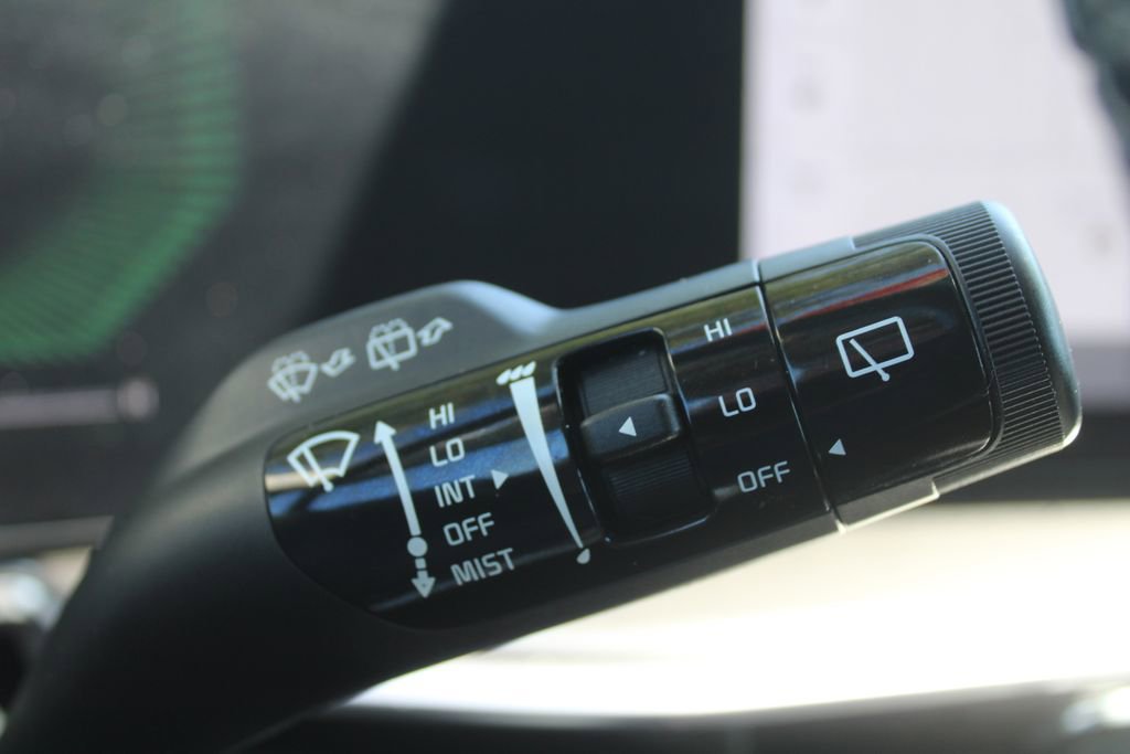 Certified 2025 Kia Sorento EX AWD/4WD image 35