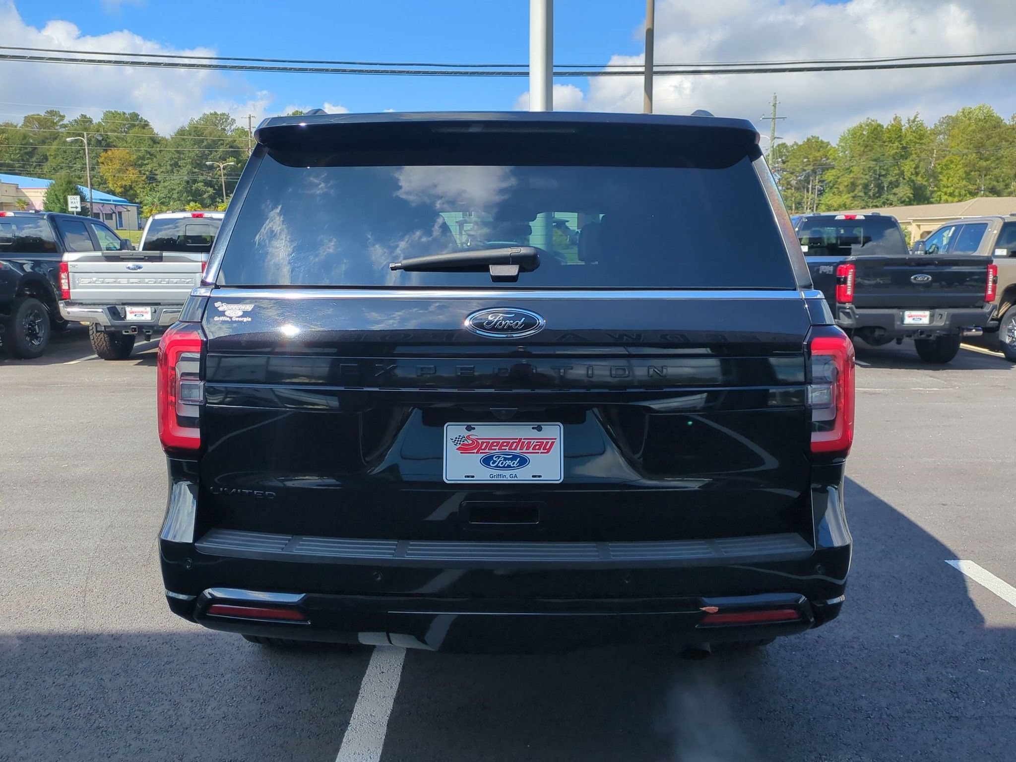 Used 2023 Ford Expedition Limited RWD image 8