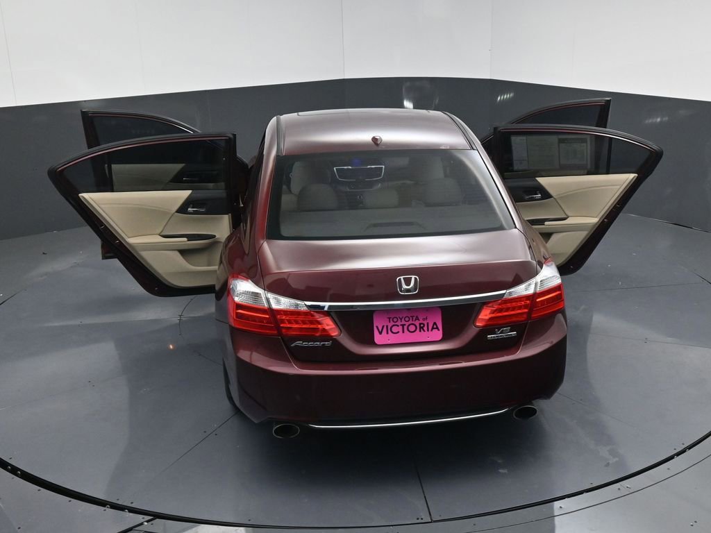 Used 2013 Honda Accord Touring image 21