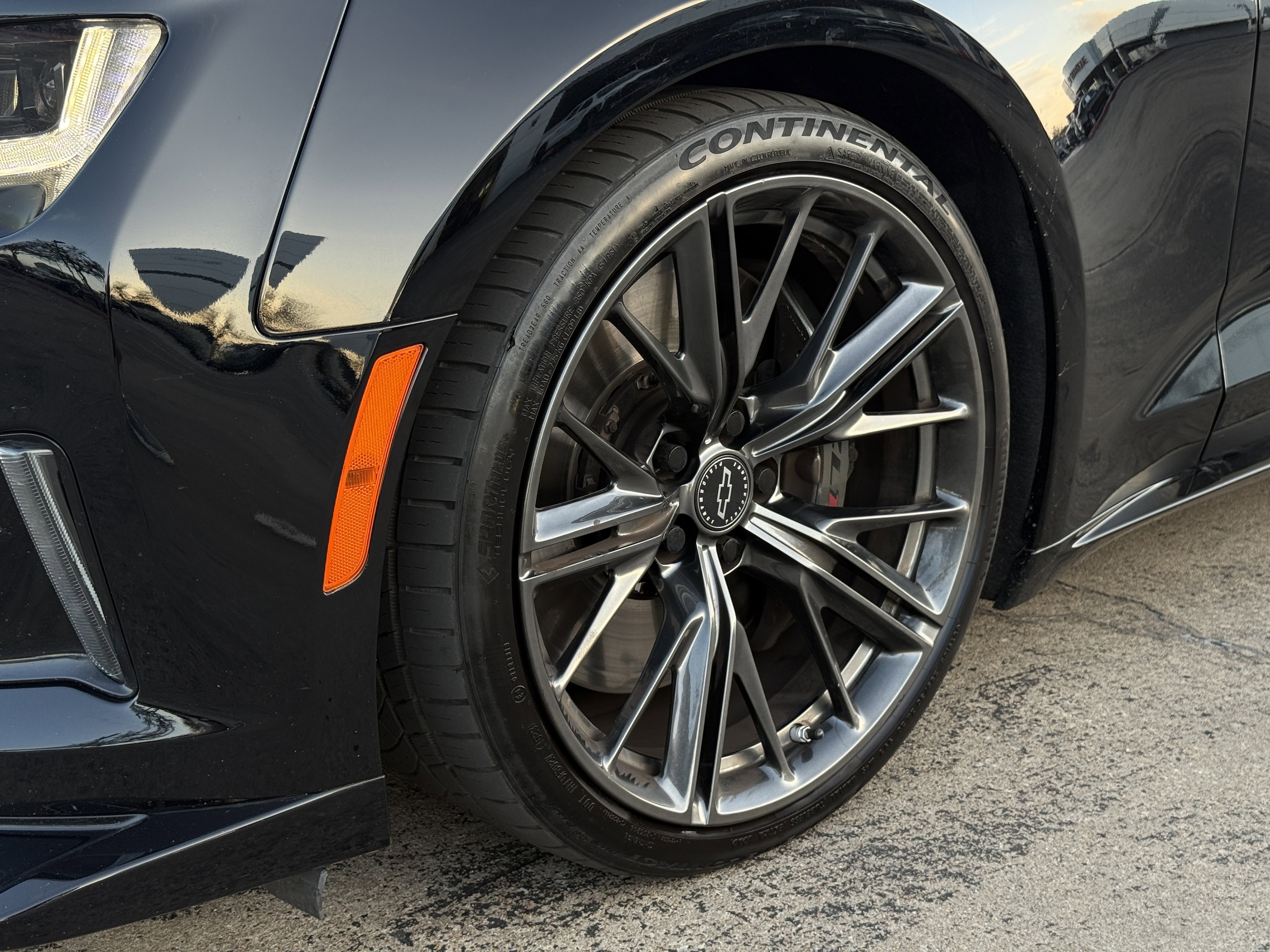 Used 2022 Chevrolet Camaro ZL1 image 42