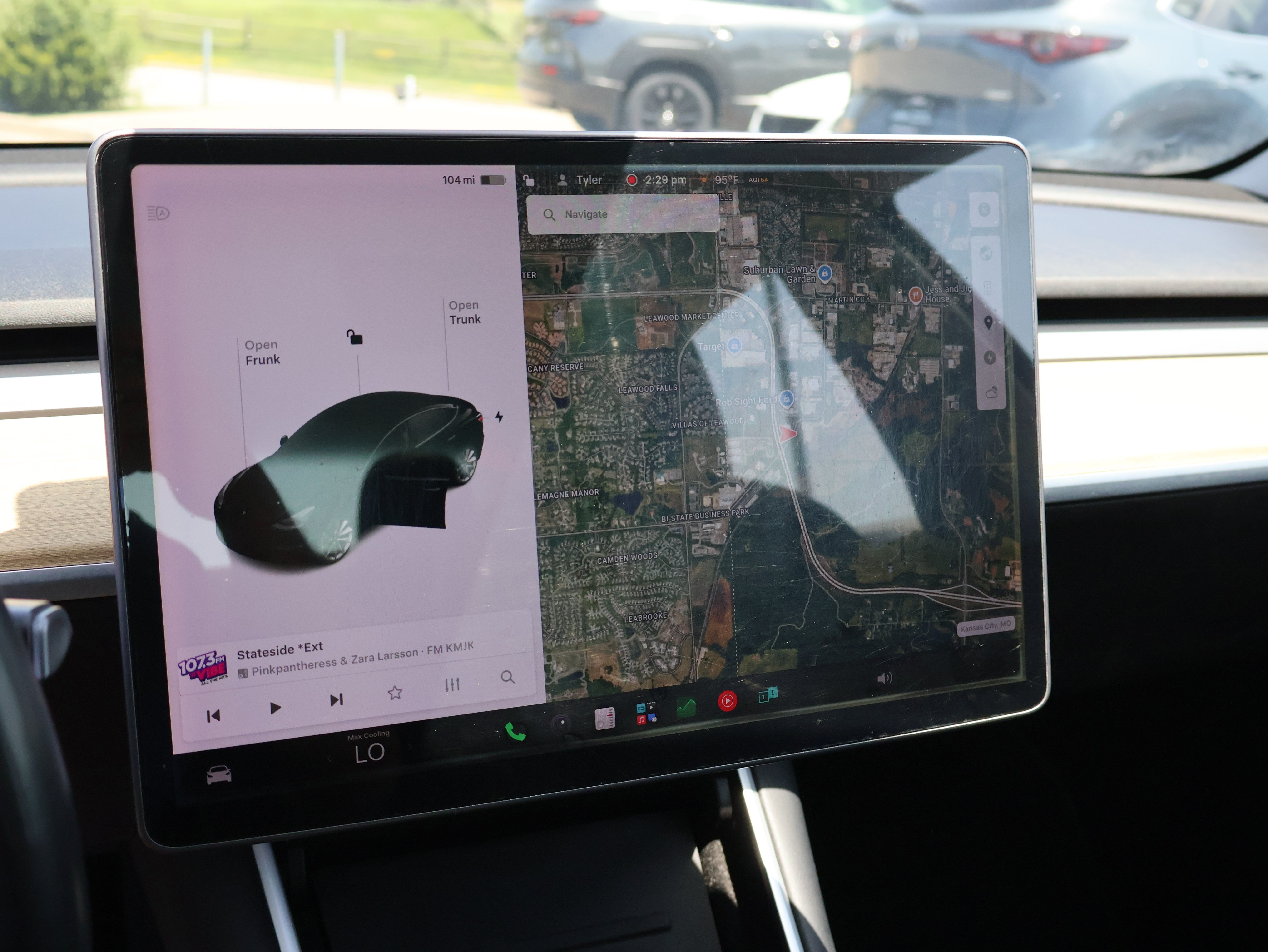 Used 2018 Tesla Model 3 Mid Range RWD image 22