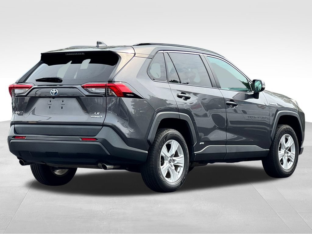 Used 2021 Toyota RAV4 LE AWD/4WD image 7