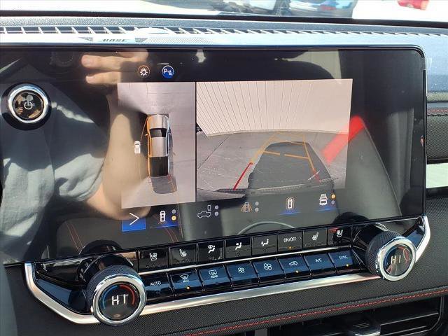 Used 2023 Chevrolet Colorado Z71 w/ Z71 Convenience Package 2 image 12