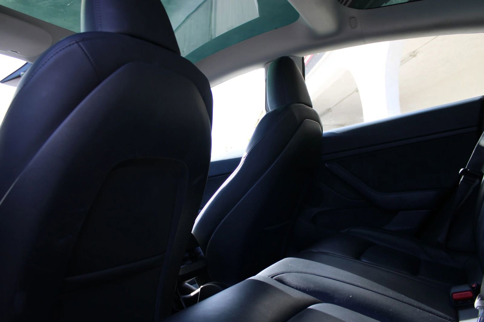 Used 2023 Tesla Model 3 Standard Range image 22