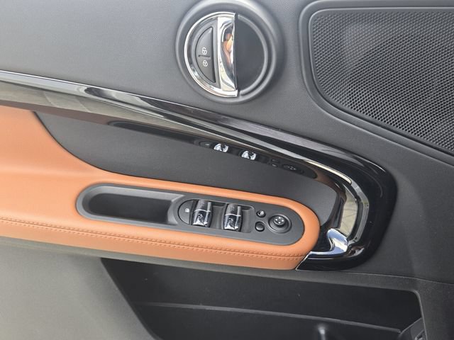 Used 2024 MINI Cooper Countryman S w/ Signature Upholstery Package FWD image 30