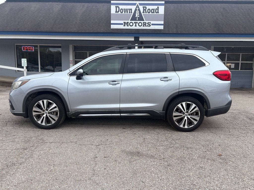 Used 2019 Subaru Ascent Limited AWD/4WD image 2