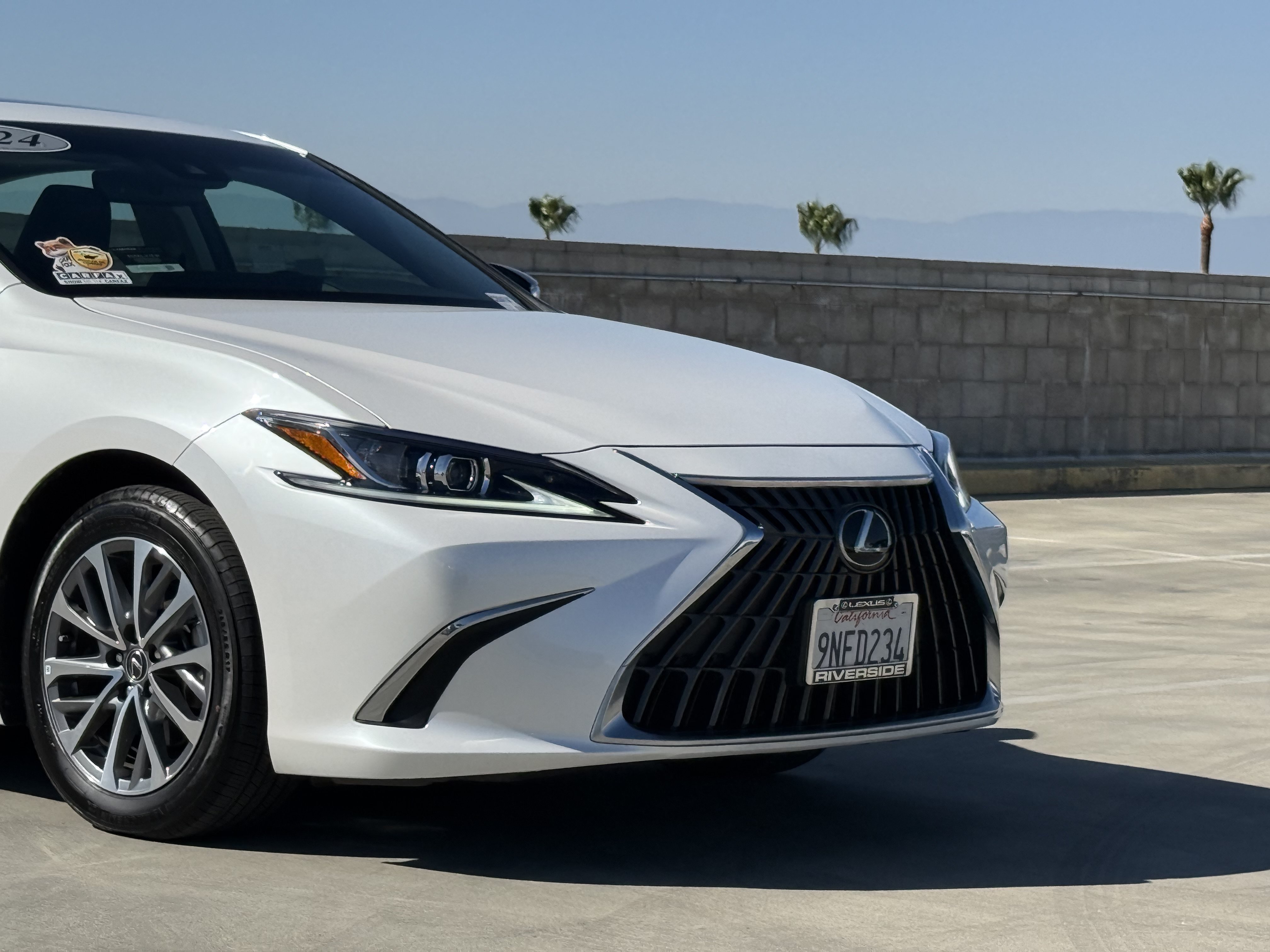 Certified 2024 Lexus ES 350 FWD image 3