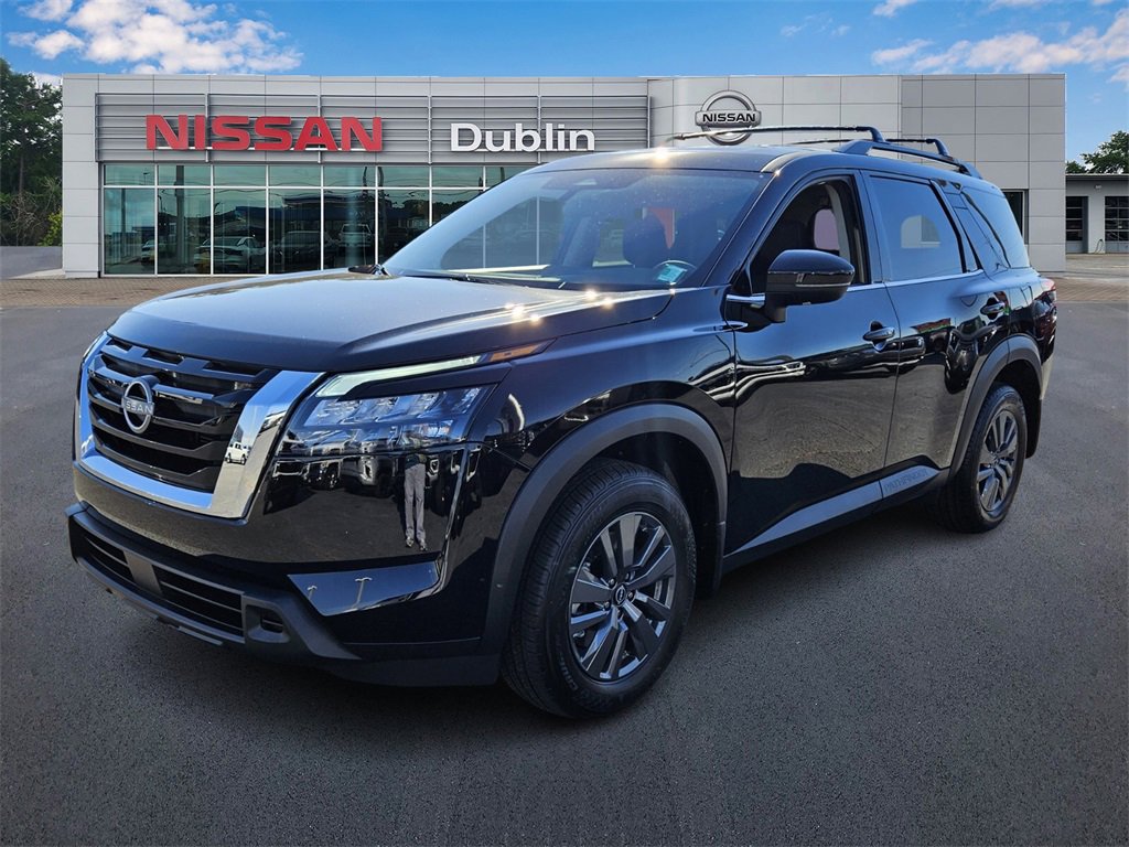 New 2025 Nissan Pathfinder SV w/ SV Premium Package image 1