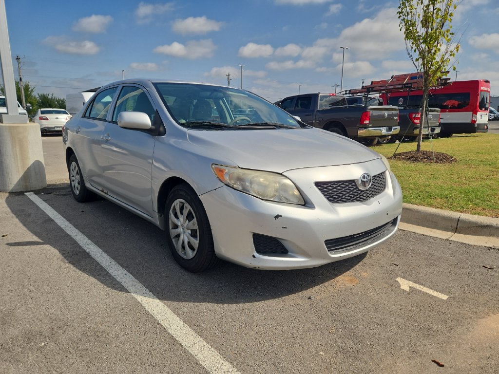 Used 2010 Toyota Corolla LE w/ All Weather Guard Pkg FWD image 4