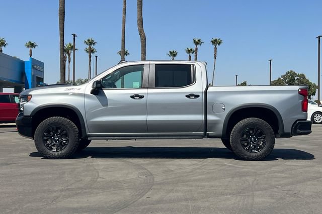 Used 2023 Chevrolet Silverado 1500 ZR2 w/ Technology Package AWD/4WD image 7