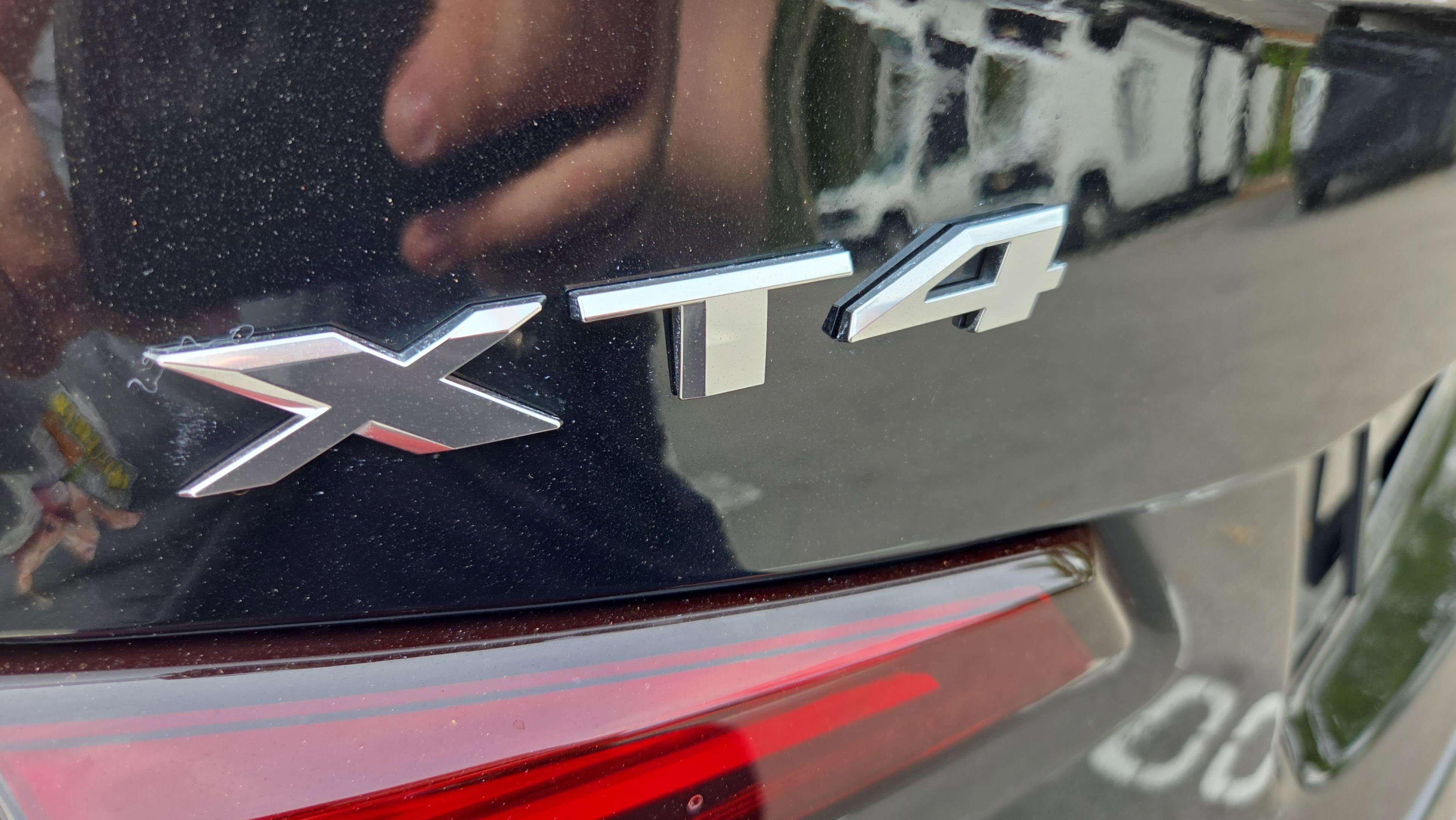 Used 2024 Cadillac XT4 Premium Luxury w/ Cold Weather Package image 28