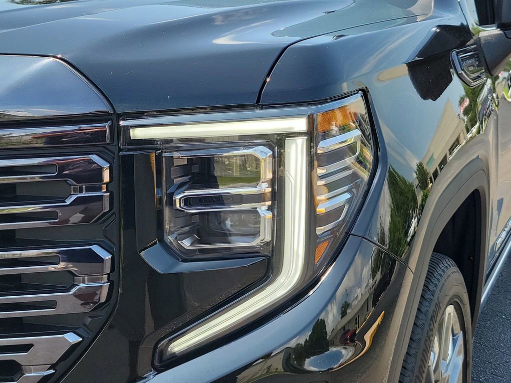 Used 2024 GMC Sierra 1500 Denali Ultimate AWD/4WD image 10