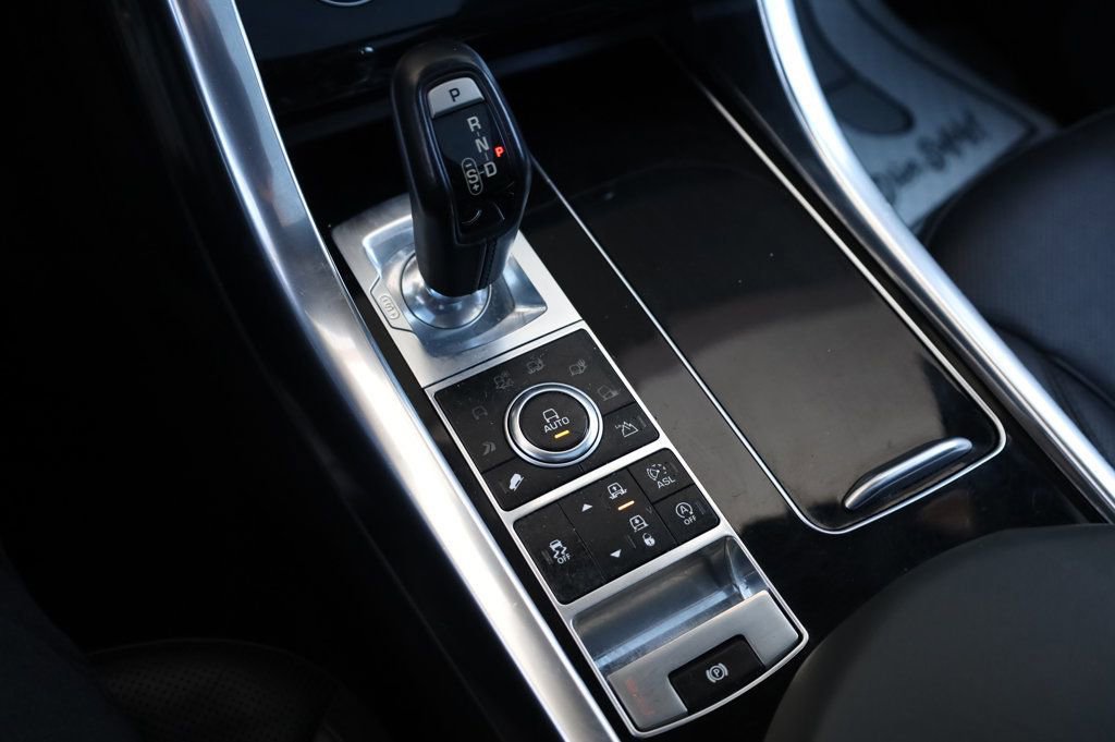 Used 2015 Land Rover Range Rover Sport Supercharged image 43
