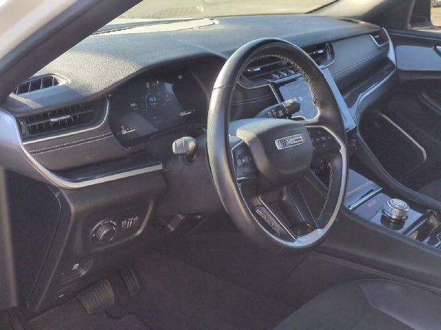 Used 2022 Jeep Grand Cherokee L Laredo AWD/4WD image 14