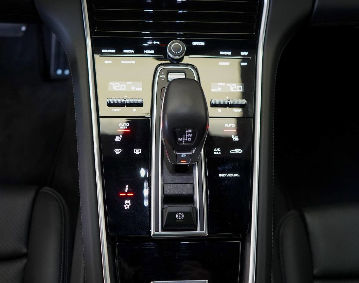 Used 2023 Porsche Panamera Turbo S image 60