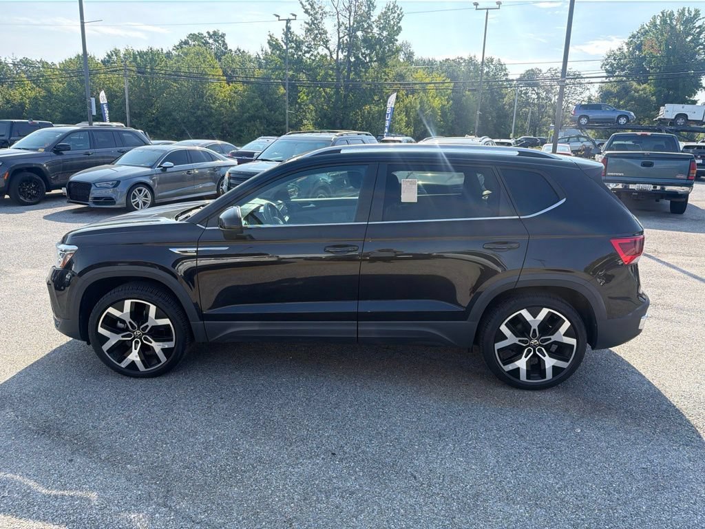 Used 2023 Volkswagen Taos SEL AWD/4WD image 11