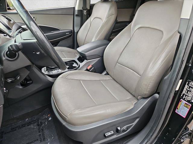 Used 2017 Hyundai Santa Fe Sport w/ Cargo Package AWD/4WD image 16