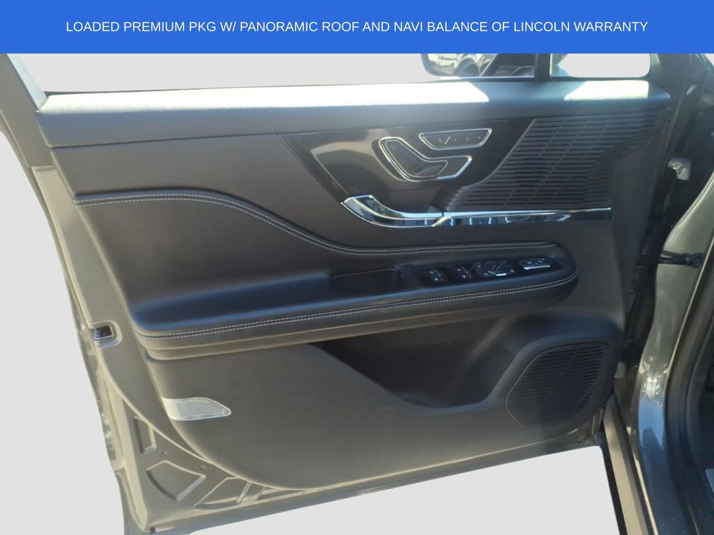 Used 2022 Lincoln Corsair AWD w/ Premium Package image 20