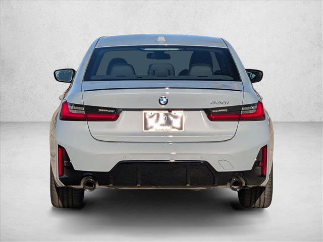 New 2026 BMW 330i Sedan w/ M Sport Package image 8