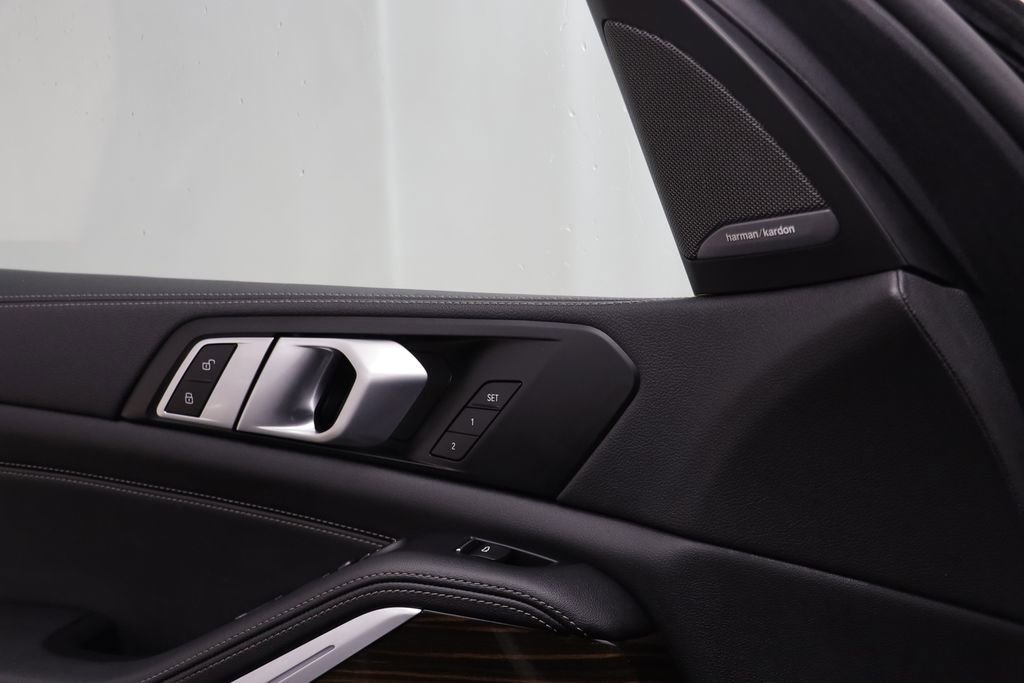 Certified 2023 BMW X5 xDrive40i w/ Executive Package image 7