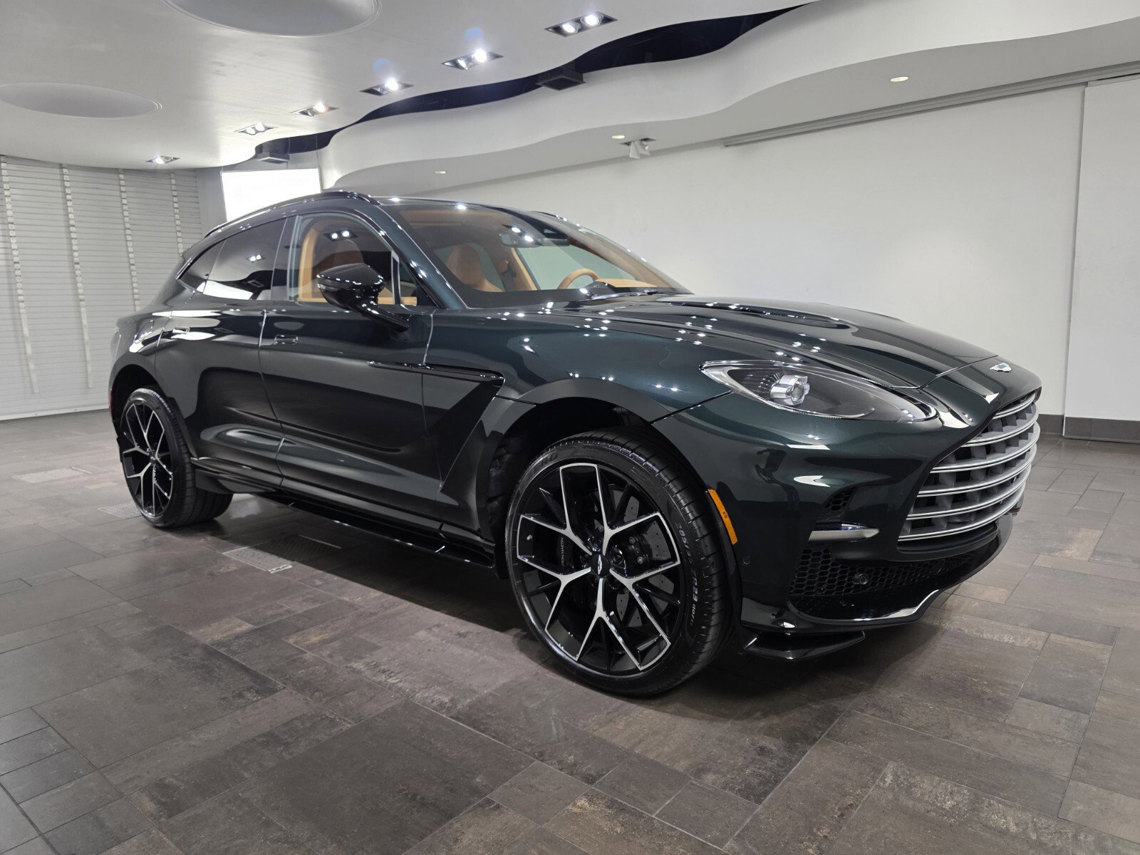 New 2026 Aston Martin DBX 707 AWD/4WD image 1