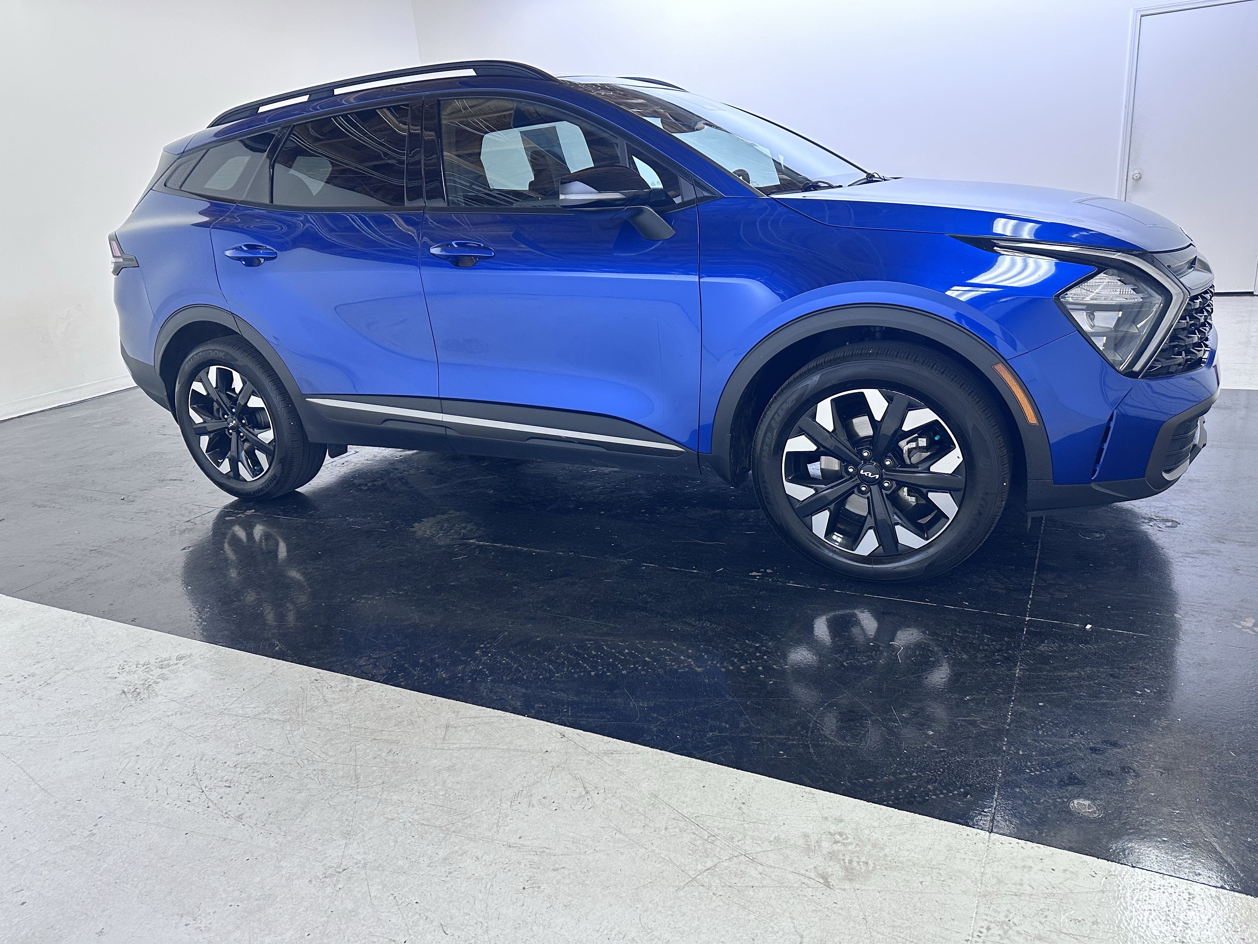 Used 2023 Kia Sportage X-Line w/ X-Line Premium Package AWD/4WD image 17