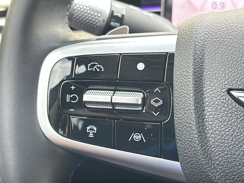 Certified 2026 Genesis GV70 2.5T AWD/4WD image 26