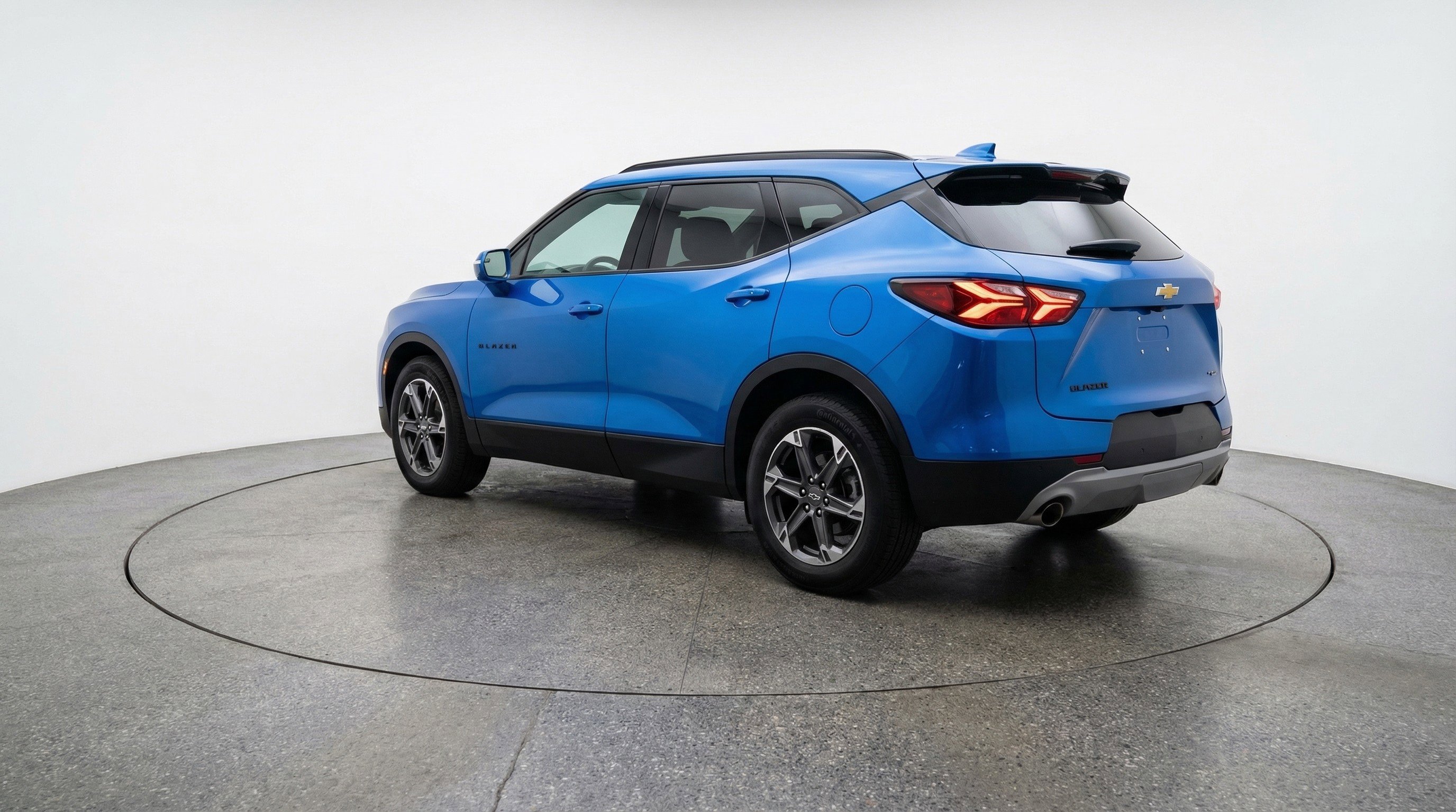 Used 2025 Chevrolet Blazer LT image 6