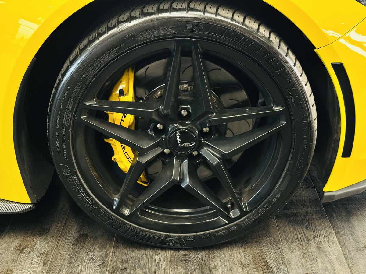 Used 2016 Chevrolet Corvette Z06 w/ 3LZ Preferred Equipment Group RWD image 20